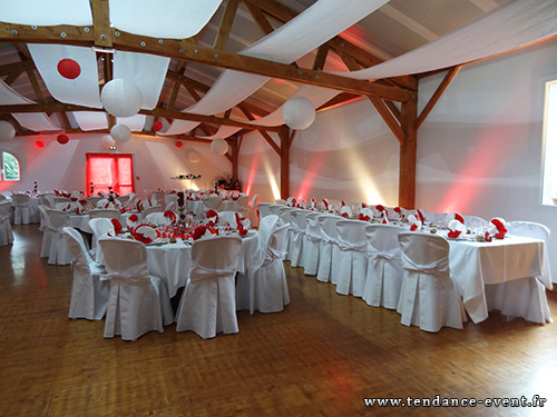Manoir de la Foulerie &agrave; Ancteville Mise en lumi&egrave;re salle de mariage
