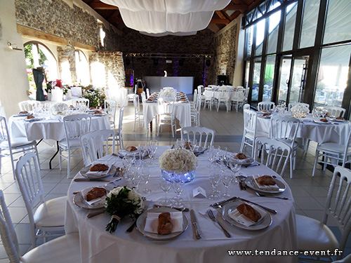 Salle convivialité à la Maison Desnos de Tourville-sur-Sienne