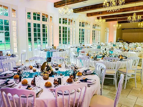 Château du Perron à Saint-Aubin-du-Perron l'orangerie salle mariage manche dj