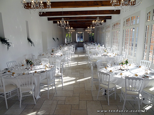 Château du Perron à Saint-Aubin-du-Perron l'orangerie salle mariage manche dj