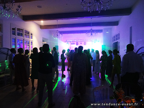 Château du Perron à Saint-Aubin-du-Perron l'orangerie salle mariage manche dj